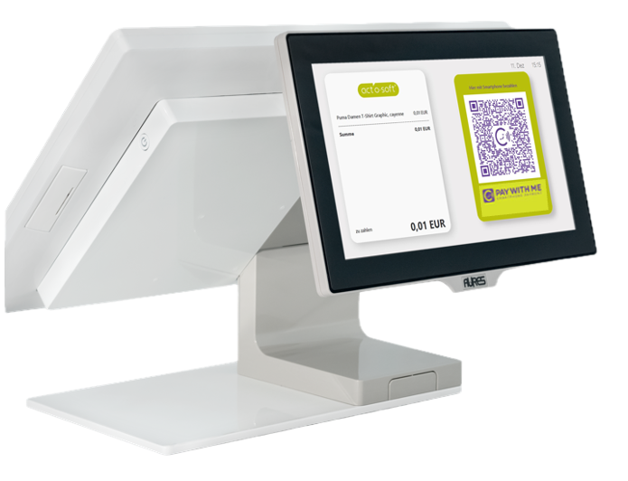 Ein Kassenterminal mit einem Display auf dem ein QR-Code von Pay with ME zu sehen ist.